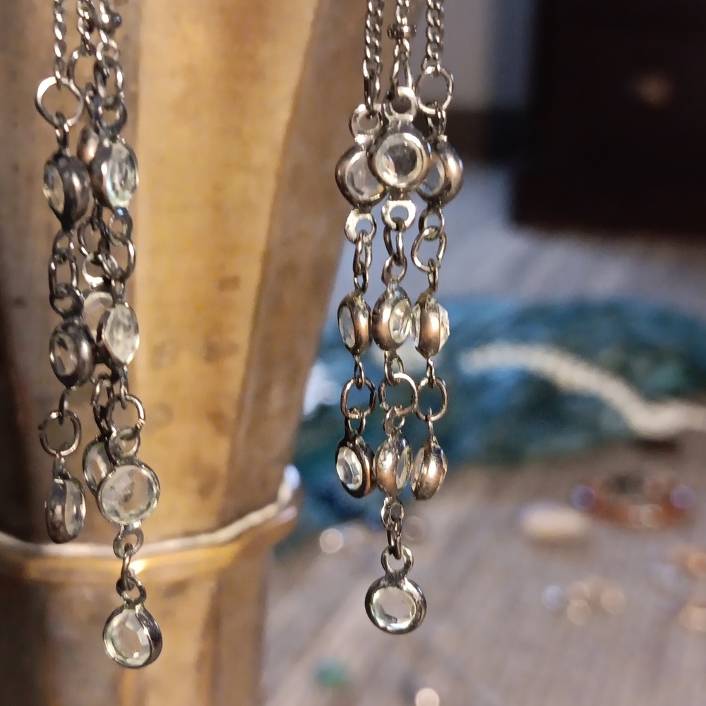 $3/$40 VINTAGE NEW W/O TAGS SILVER CHANDELIER EARRINGS & CLEAR CZ HOOK BACK